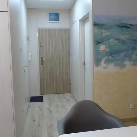 Impresja 35 Z Garazem Lägenhet